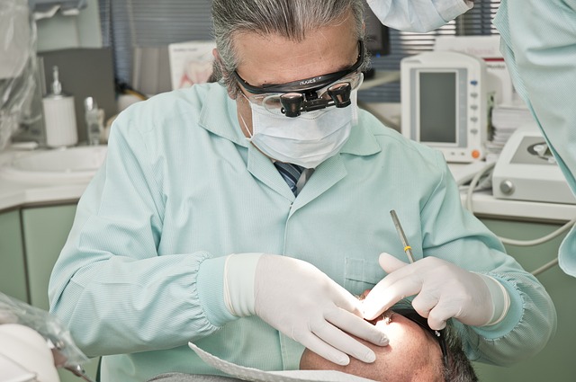zubař a pacient